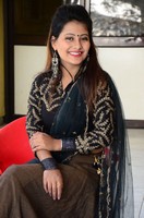 Shubhangi Pant Photos